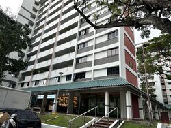 Hougang Avenue 1 (D19), Shop House #513637051